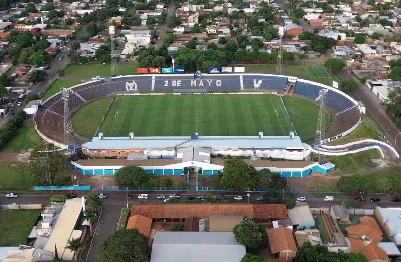 Vista aérea del Estadio Río Parapití, del 2 de Mayo, en Pedro Juan Caballero