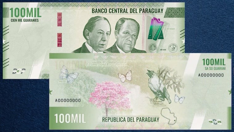 Frente e verso da nota de ₲ 100 mil em tons de verde: na frente, os retratos de José Asunción Flores e Agustín Pío Barrios com uma harpa paraguaia; no verso, a ecorregião Alto Paraná com um ipê rosa, borboletas e o pássaro campana